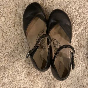 7.5 size black leather, wedge aetrex shoes